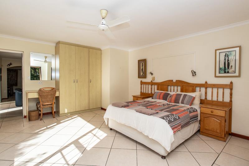4 Bedroom Property for Sale in Bergvliet Western Cape
